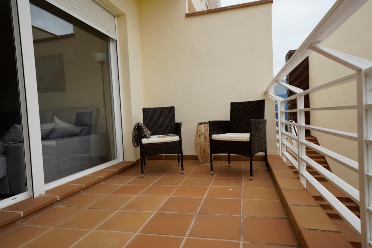 Apartamento Primera Linea De Playa Isla Cristina Urbanizacion Zarati Exterior photo